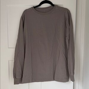 lululemon athletica Taupe Long Sleeve Tee